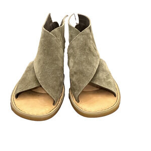 BØRN IWA Women’s Comfort Sandals Size 6M Suede Olive Green Back Zipper